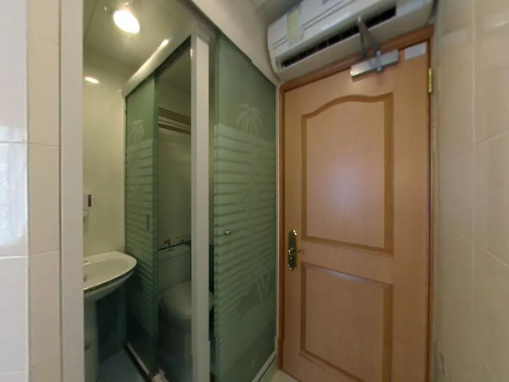 Cosmic Guest House Kowloon  0*, Kowloon (Hong Kong)